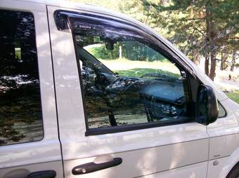 2004 Mercedes-Benz Vito Pictures