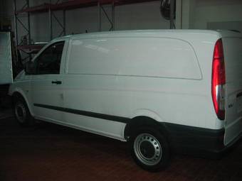 2009 Mercedes-Benz Vito Photos