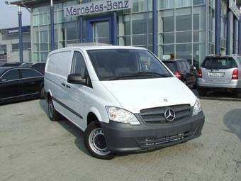 2011 Mercedes-Benz Vito Pictures