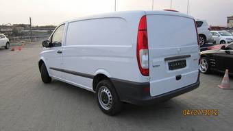 2012 Mercedes-Benz Vito Photos