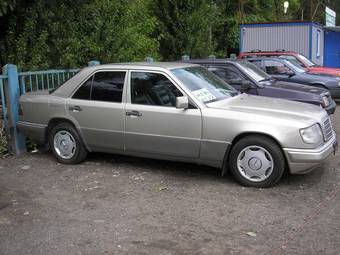 1994 Mercedes-Benz W201 Photos