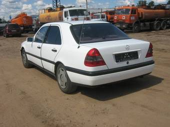 1995 Mercedes-Benz W203 Wallpapers