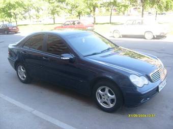 2002 Mercedes-Benz W203 Photos