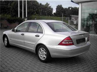 2002 Mercedes-Benz W203 Photos