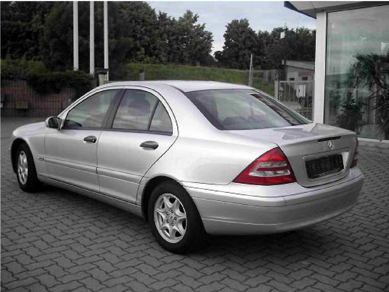 2002 Mercedes Benz W203 specs, Engine size 1998cm3, Fuel