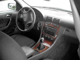 2002 Mercedes-Benz W203 Pictures