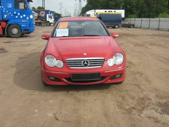 2006 Mercedes-Benz W203 Pics