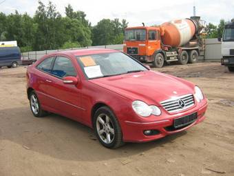 2006 Mercedes-Benz W203 Pictures