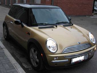 2004 Mini Cooper Photos