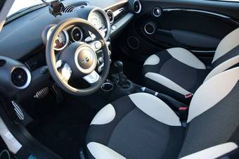 2008 Mini Cooper S Photos