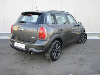 2010 Mini Countryman Pictures