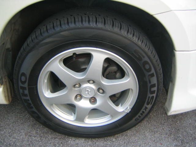 2000 Mitsubishi Airtrek