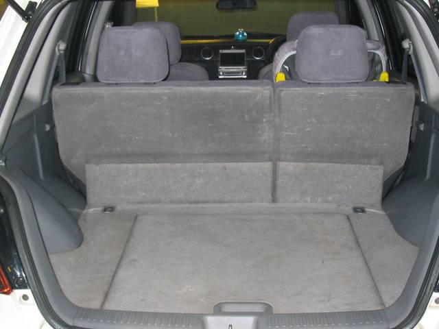 2001 Mitsubishi Airtrek