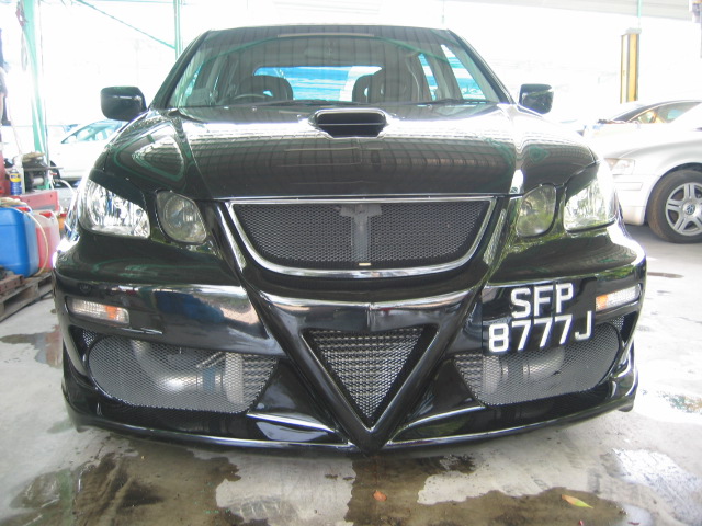 2001 Mitsubishi Airtrek