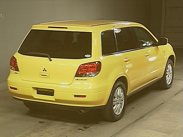 2001 Mitsubishi Airtrek