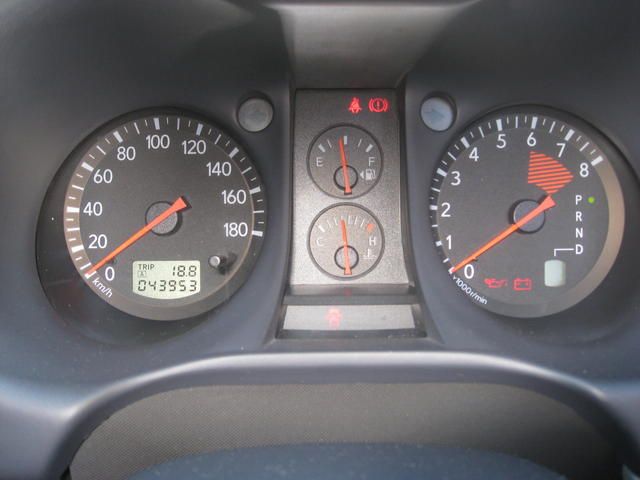 2001 Mitsubishi Airtrek