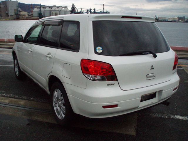 2001 Mitsubishi Airtrek