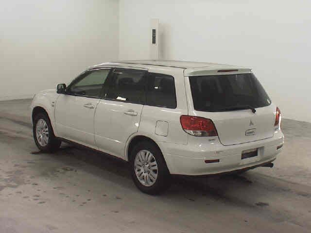 2001 Mitsubishi Airtrek