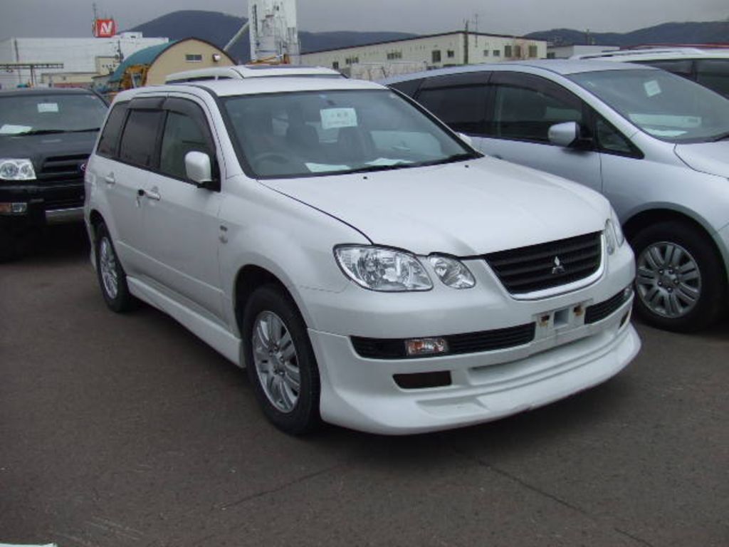2001 Mitsubishi Airtrek