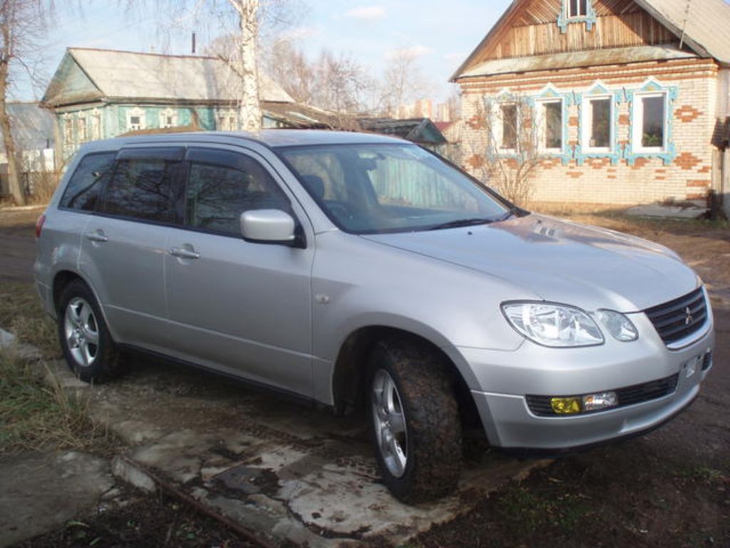 2001 Mitsubishi Airtrek