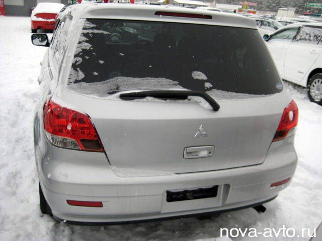 2001 Mitsubishi Airtrek