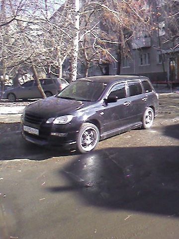 2001 Mitsubishi Airtrek