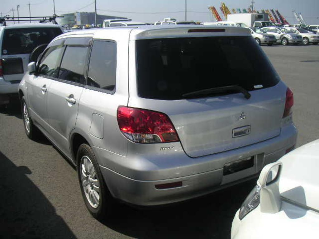 2001 Mitsubishi Airtrek