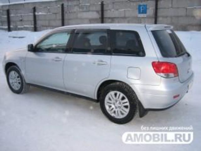 2001 Mitsubishi Airtrek
