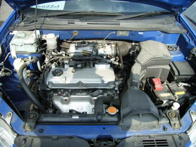 2001 Mitsubishi Airtrek Pictures