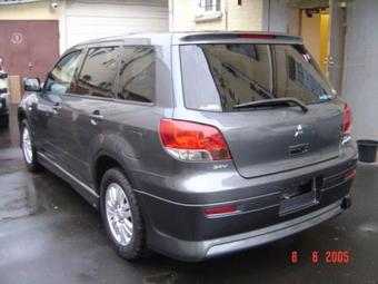 2001 Mitsubishi Airtrek Pictures