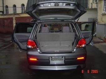 2001 Mitsubishi Airtrek Photos