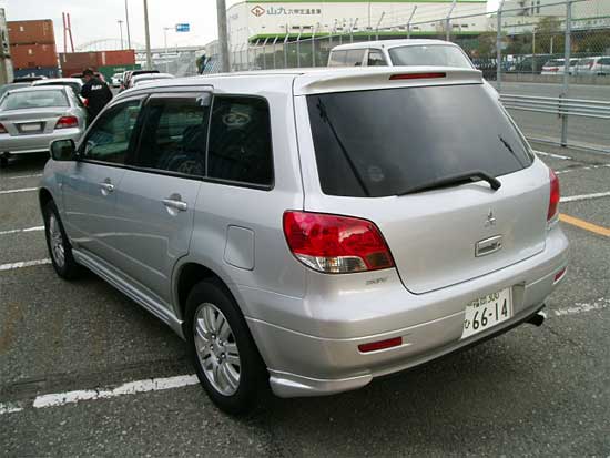 2001 Mitsubishi Airtrek Pictures