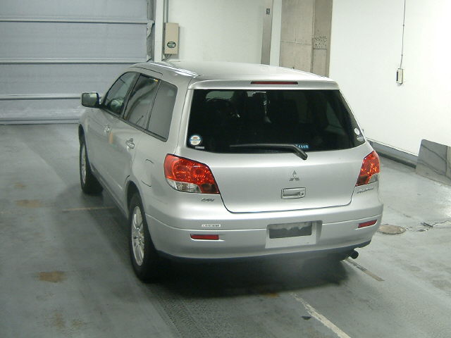 2001 Mitsubishi Airtrek Photos
