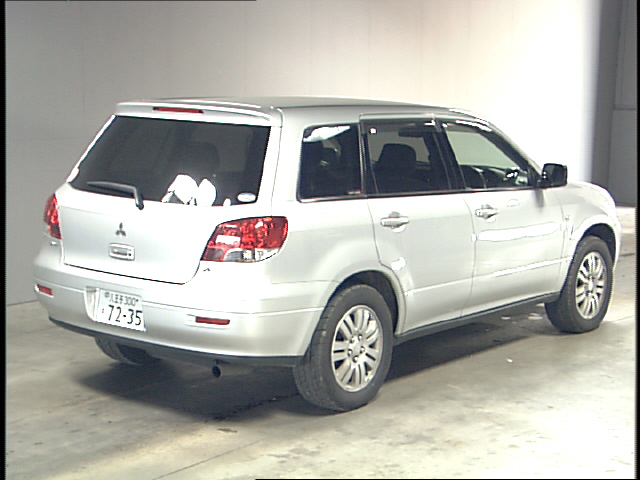 2001 Mitsubishi Airtrek Pictures