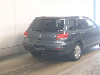 2001 Mitsubishi Airtrek Photos