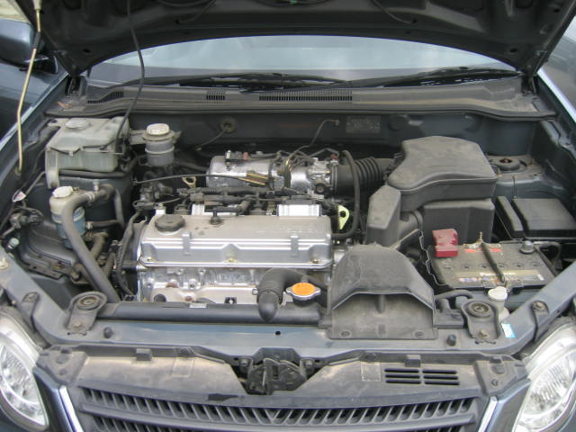 2001 Mitsubishi Airtrek Pictures