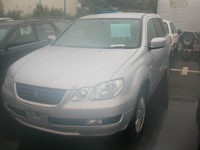 2001 Mitsubishi Airtrek Pictures