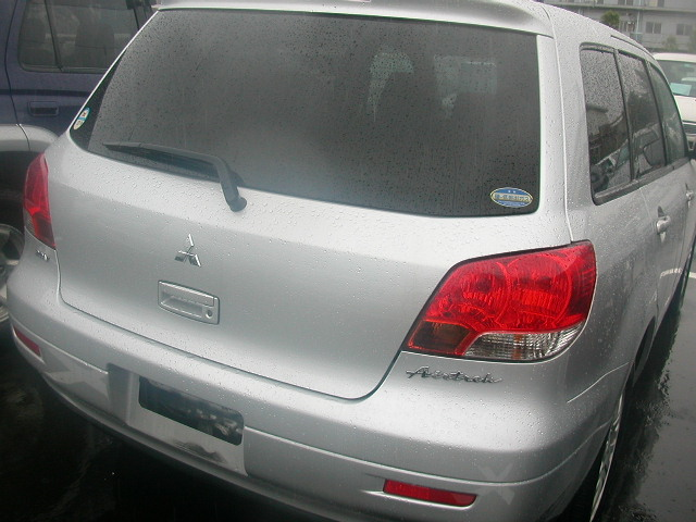 2001 Mitsubishi Airtrek Pictures