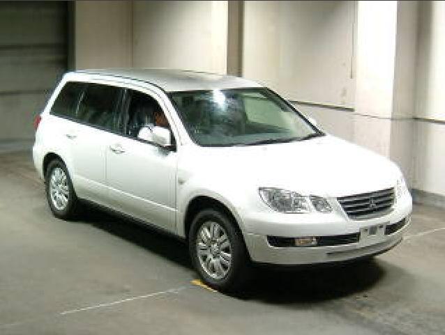 2001 Mitsubishi Airtrek Images