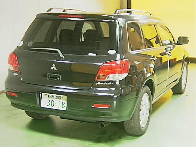 2001 Mitsubishi Airtrek Pictures