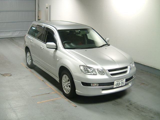 2001 Mitsubishi Airtrek Pictures