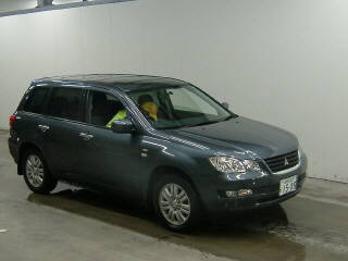 2001 Mitsubishi Airtrek Photos