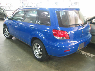 2001 Mitsubishi Airtrek Photos
