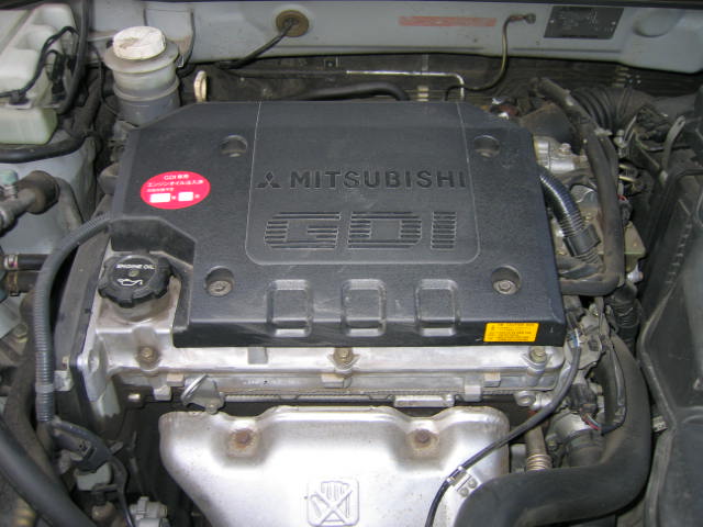 2001 Mitsubishi Airtrek Images