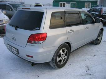 2001 Mitsubishi Airtrek Pictures