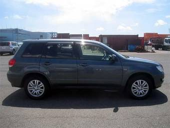 2001 Mitsubishi Airtrek Pictures