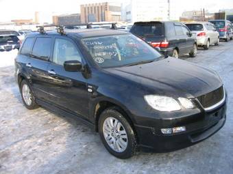 2001 Mitsubishi Airtrek Pictures