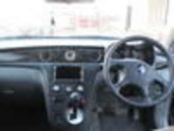 2001 Mitsubishi Airtrek Photos