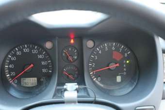 2001 Mitsubishi Airtrek Pictures