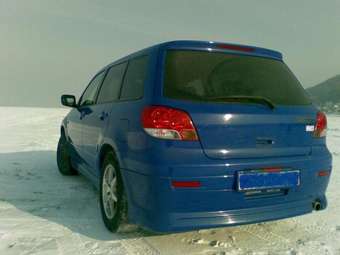2001 Mitsubishi Airtrek Pictures